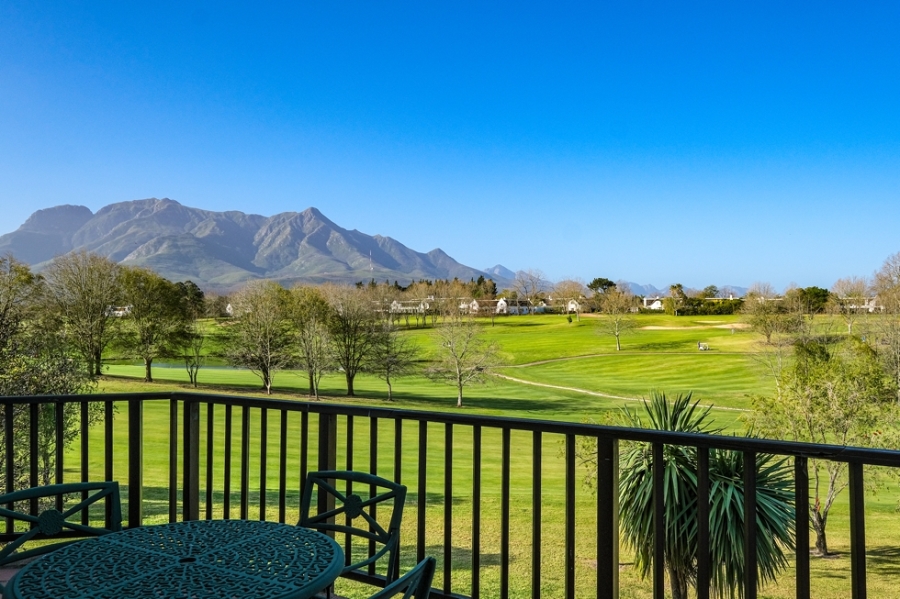To Let 3 Bedroom Property for Rent in Fancourt Western Cape